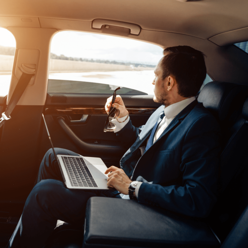 Luxury Car Rental Service in Alamo